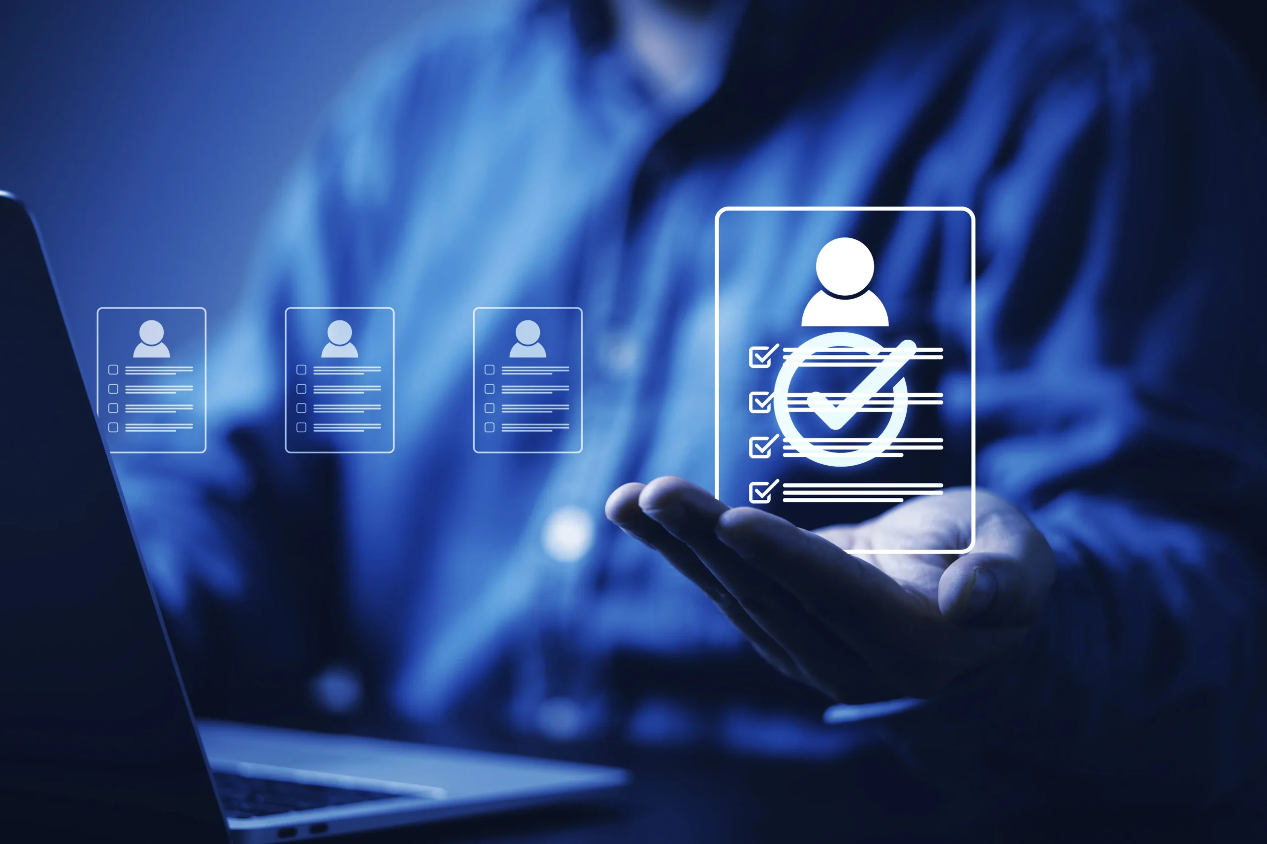 <span class="gradient-text-animated">OTTIMIZZIAMO</span> I CONTATTI